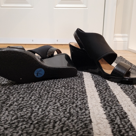 CK wedge sandals - Picture 2 of 3